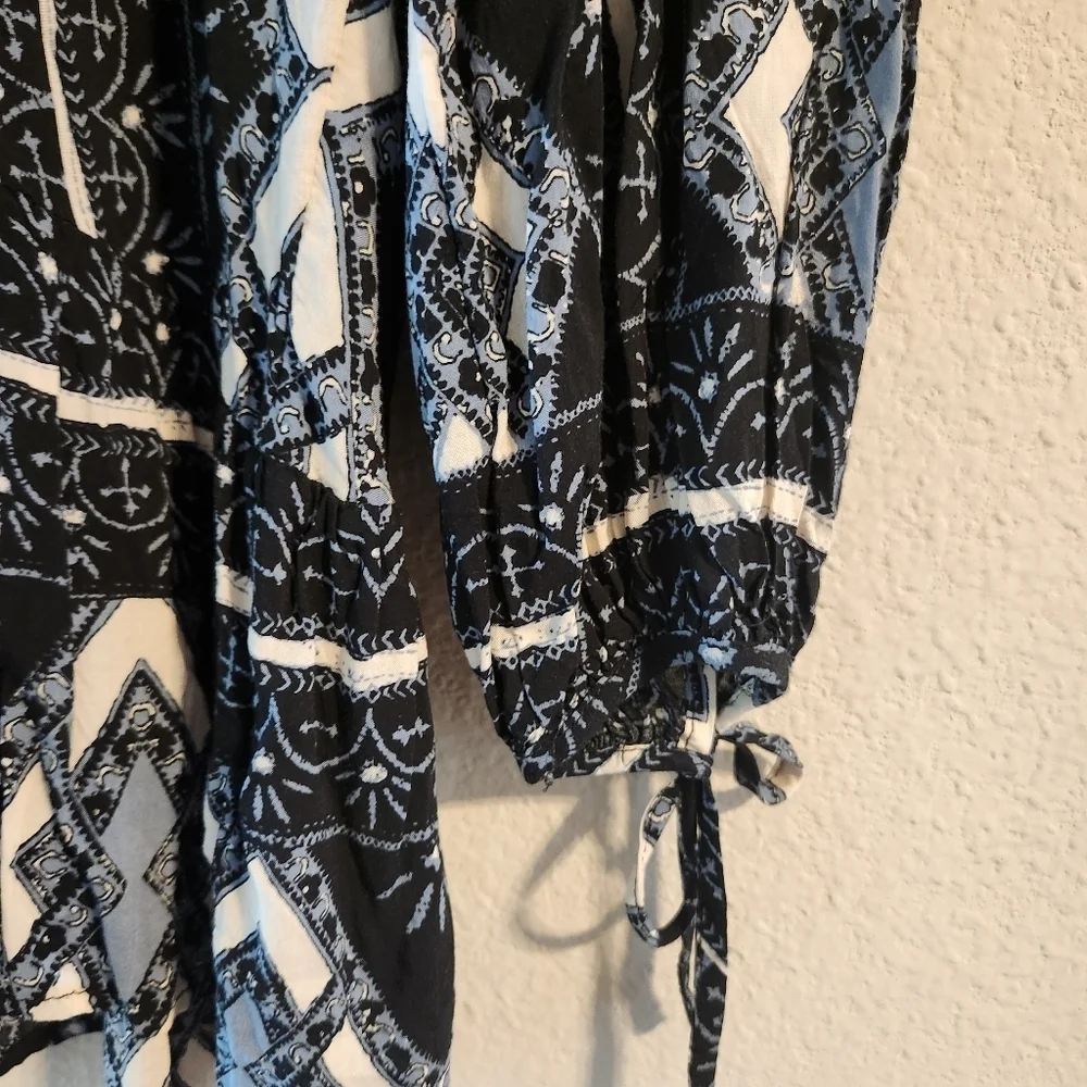 Free People Down By The Bay Tunic Blue Floral Print size small